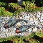 Garden Sculptures & Statues,Koi Fish Decor,Garden Fish Art,Set of 2 Antique Koi Fish Yard Art Decor for Outdoors,Patio,Yard,Lawn,Pond,Home Decoration (Bronz)