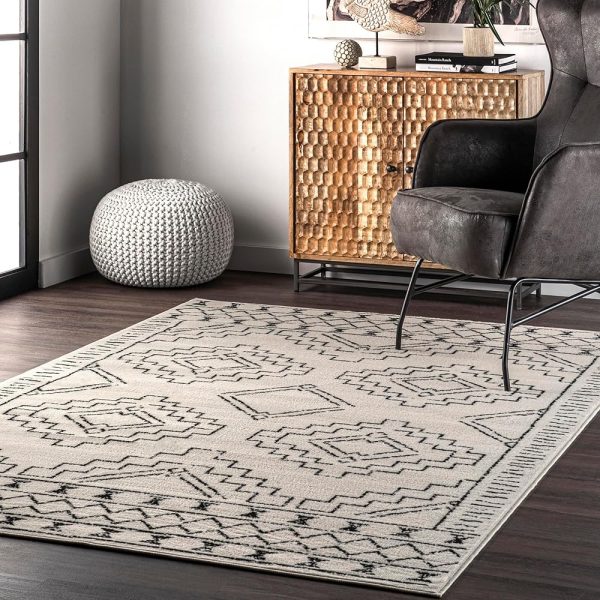 nuLOOM 7' x 9' Indoor Performance Area Rug, Stain-Resistnat, Pet and Kid Friendly, Durable, High-Traffic, Noa ivory and black