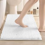 Shilucheng Bathroom Rugs 24x17, Extra Soft Absorbent Chenille Bath Rugs, Non-Slip, Dry Quickly, Machine Washable, Bath Mats for Bathroom Floor, Tub and Shower (White, 24"×17")